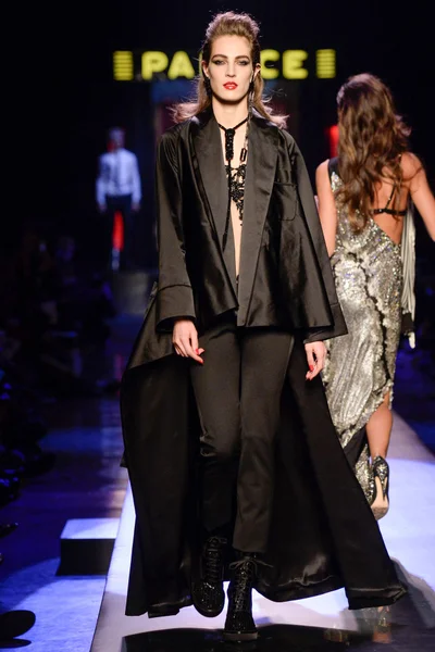 Look 53
